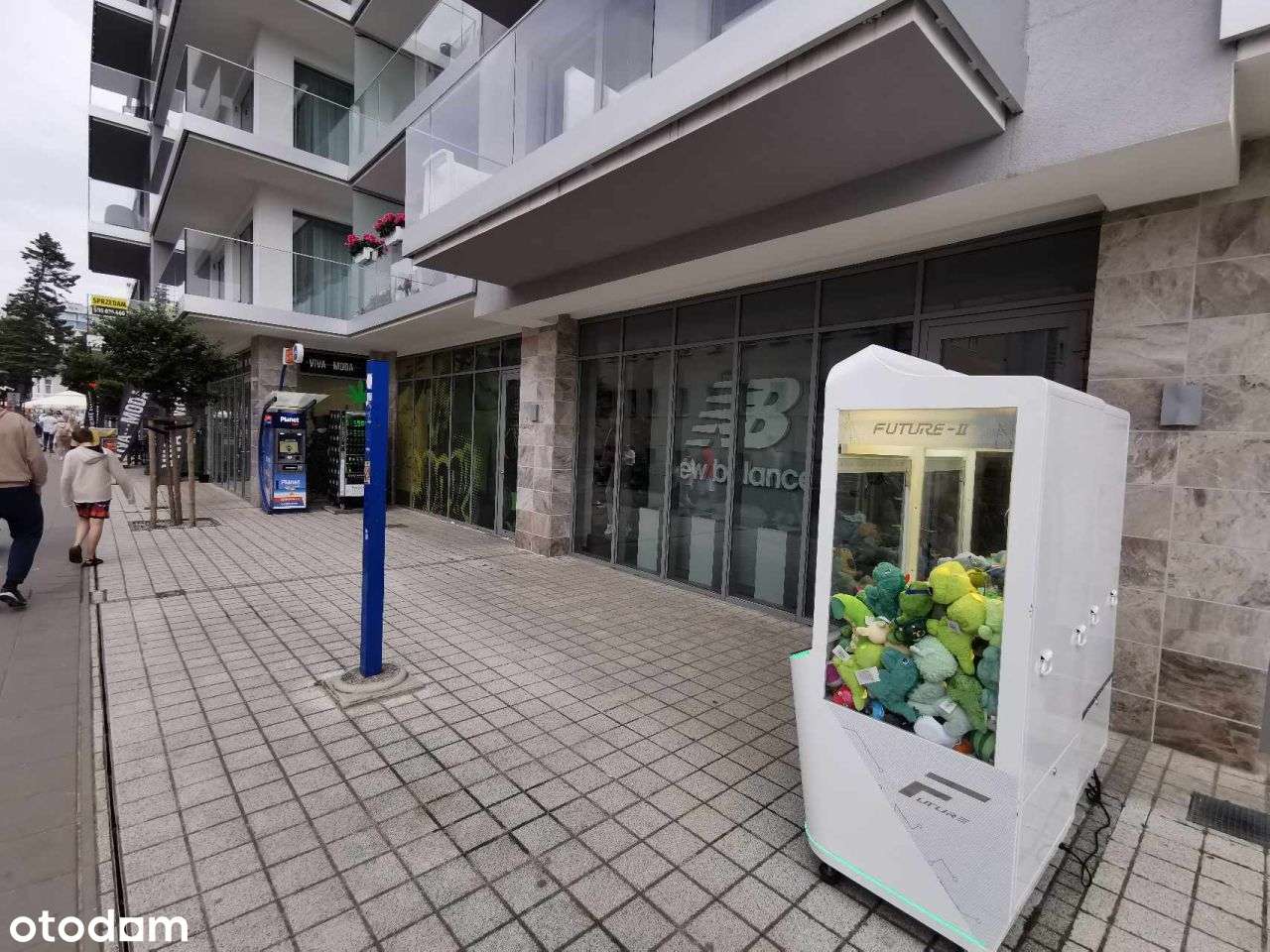 Na sprzedaż lokal usługowy przy samej Promenadzie-0