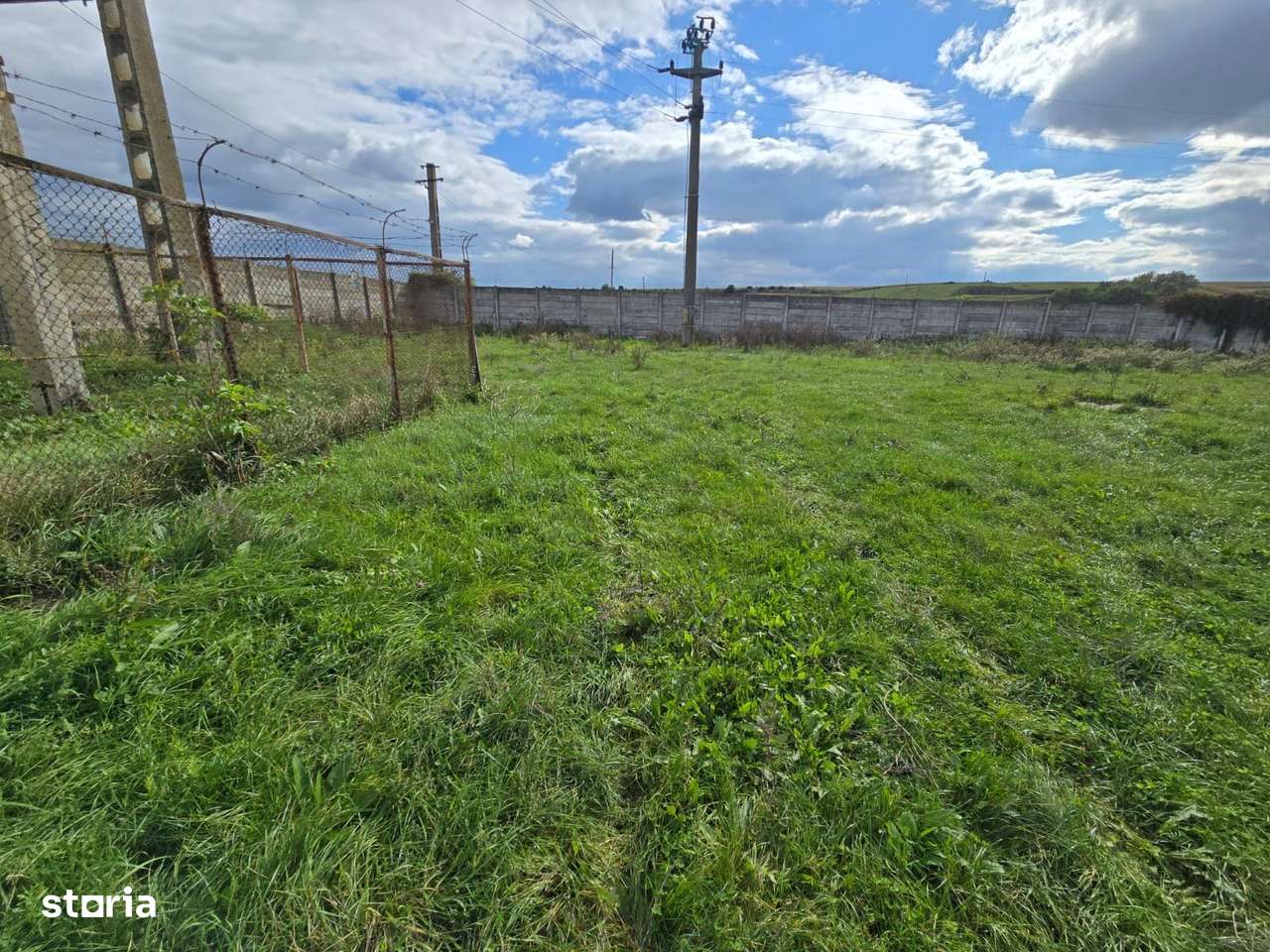 Teren+clădiri 60.000 mp.18 euro mp.deschidere la autostradă, - Imagine principală: 5/7