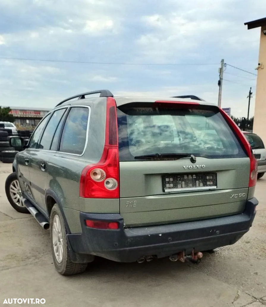 Dezmembrez Volvo XC90 - 3