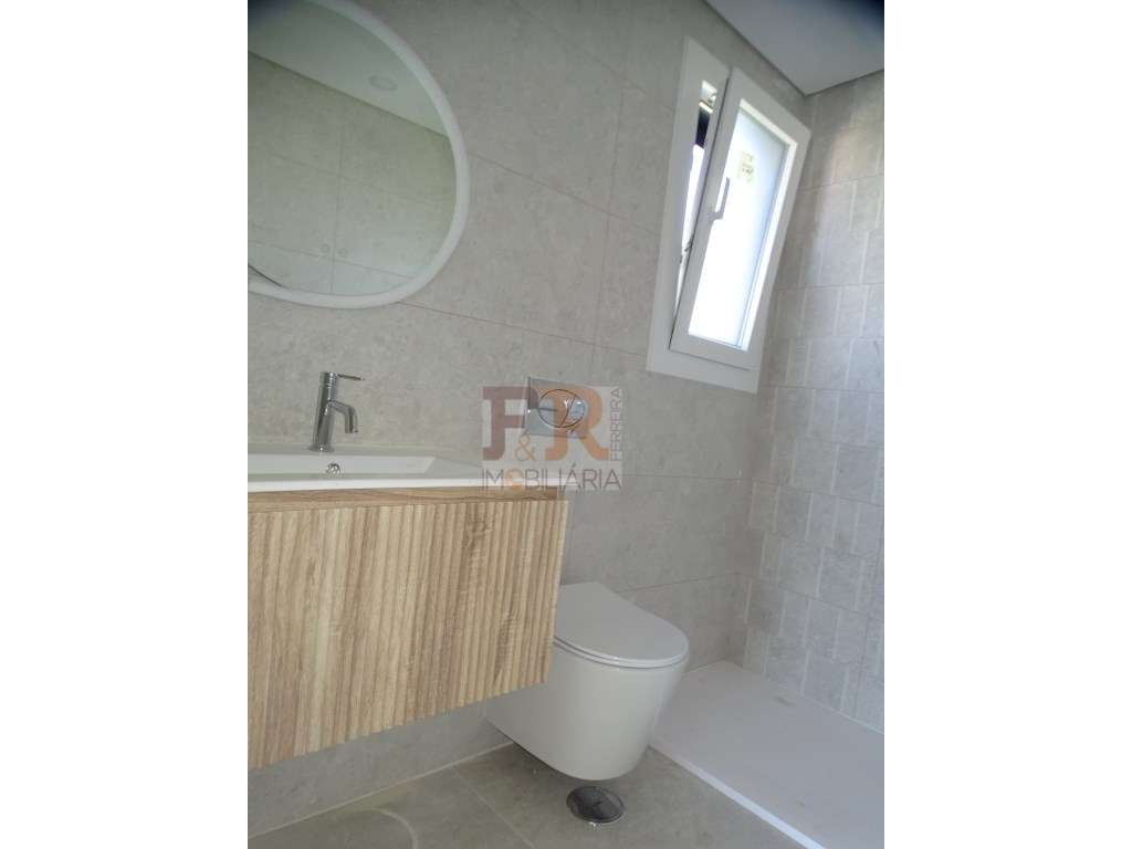Geminada Duplex T3 com Pérgula (espaço para Piscina) Pinhal General...-24