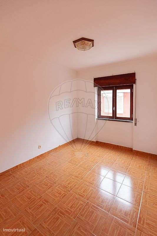 Moradia T8 para venda-17