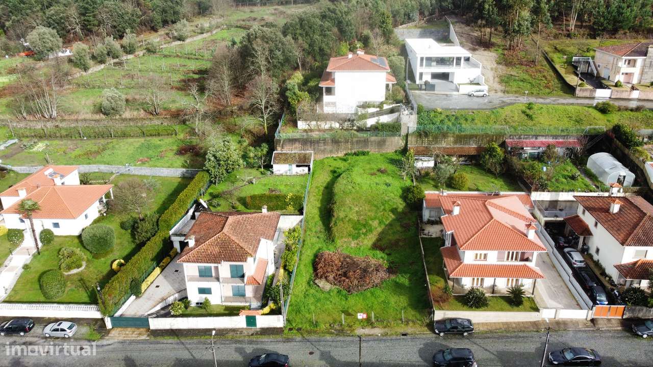 Lote, Braga, Esporões-0