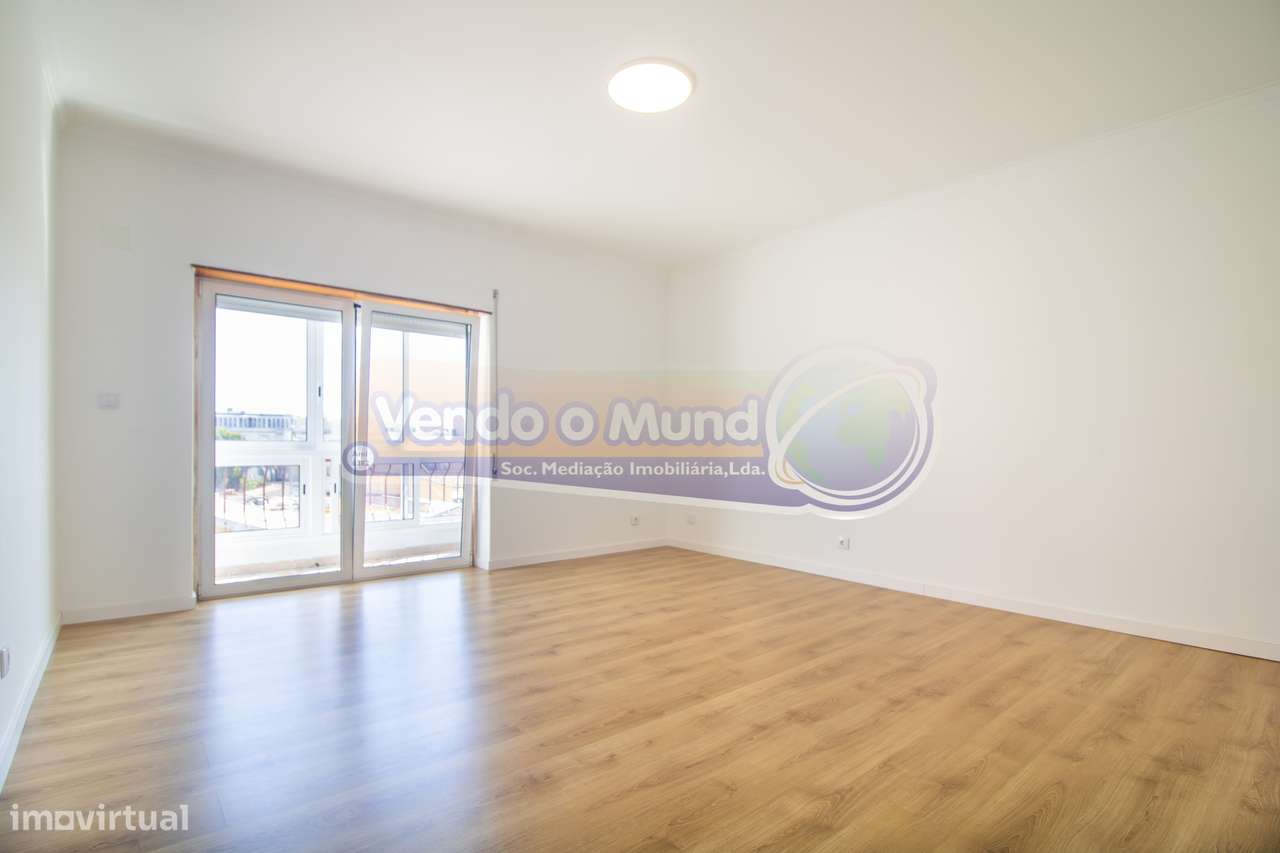 Apartamento T3 em Sintra (LXSIN024)-14