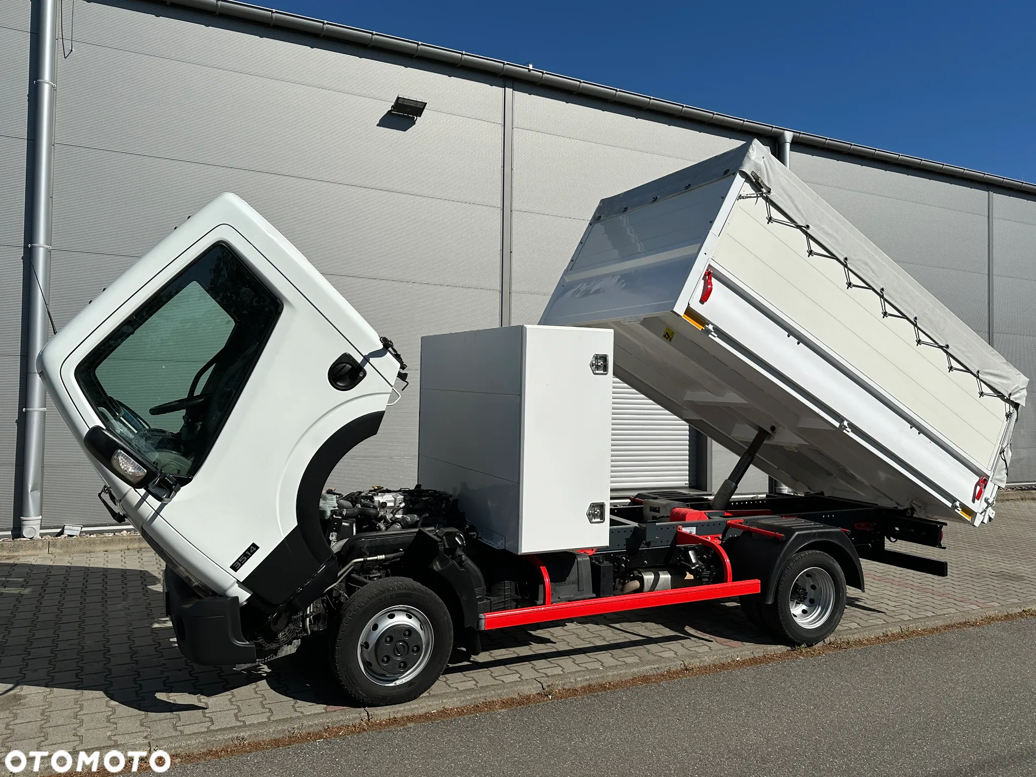 Nissan CABSTAR NT400 35.14 2.5 dCI Kipper Wywrotka Pod HDS Do ZIELENI - 28