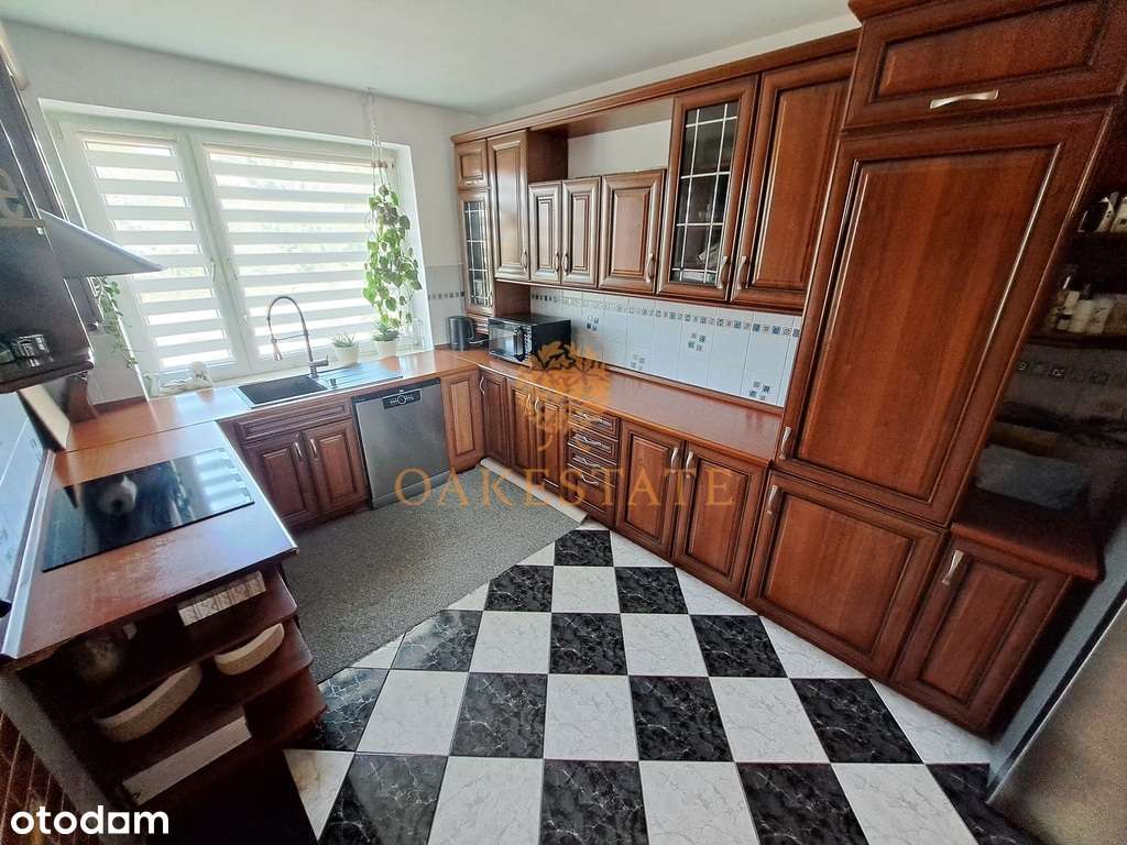 Piękny dom z ogrodem tarasem garażem. Dla rodziny. - Pełny obrazek: 3/20