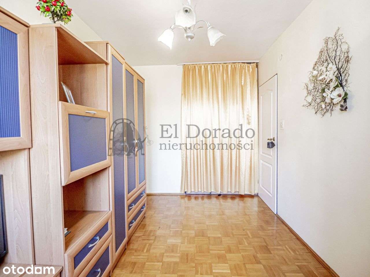 Przestronne mieszkanie z przepieknym balokem wśród-16