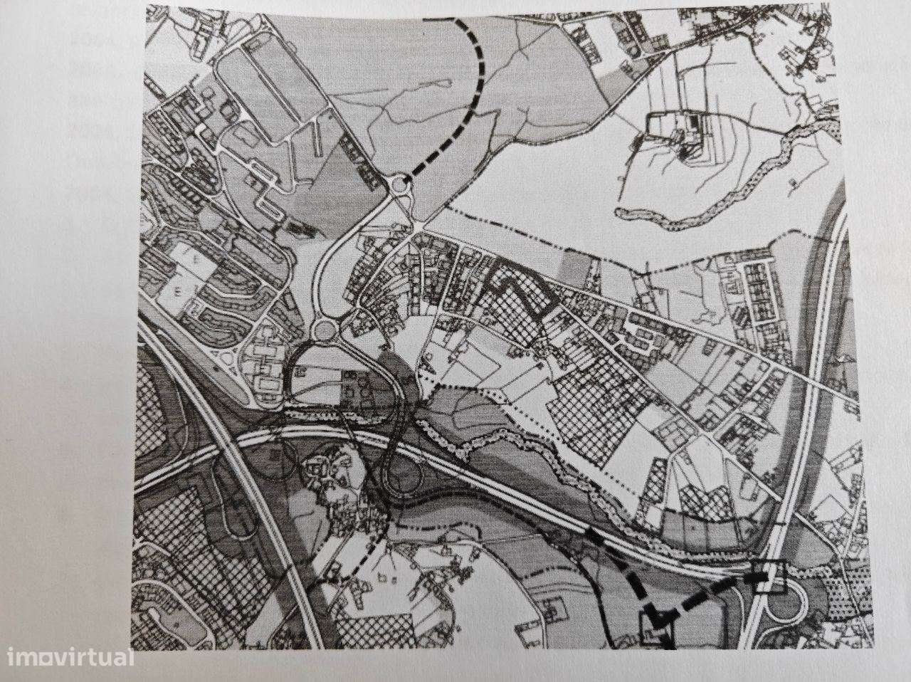 Terreno c/2 frentes - Para construção - Com 8.487m2 - Ao Hospital S...-7