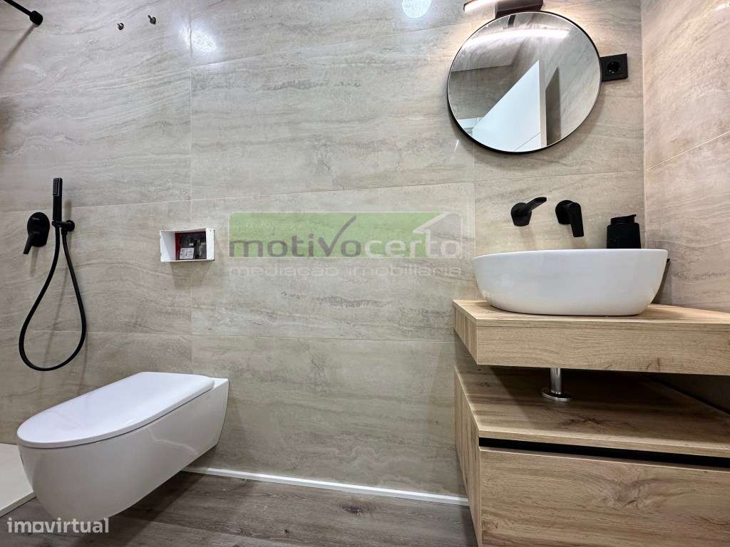 Possibilidade de PERMUTA - Moradia Isolada T4 no Cacém, Sintra. Aca...-21