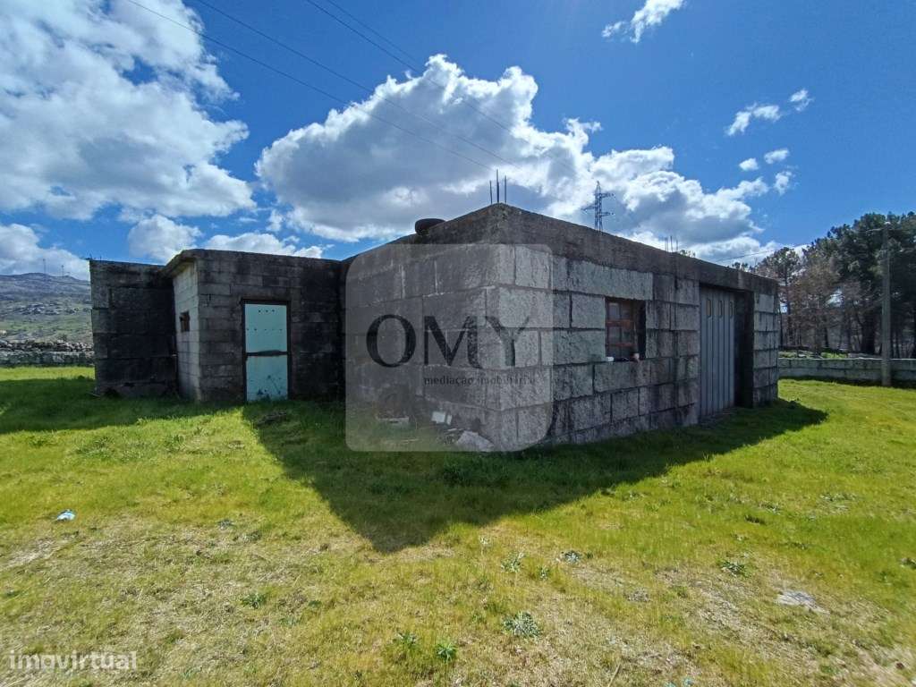 Imóvel em pedra com 184 m2 em Soutelinho, Vila Pouca de Aguiar - Grande imagem: 3/10