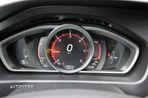 Volvo V40 D2 Inscription - 16