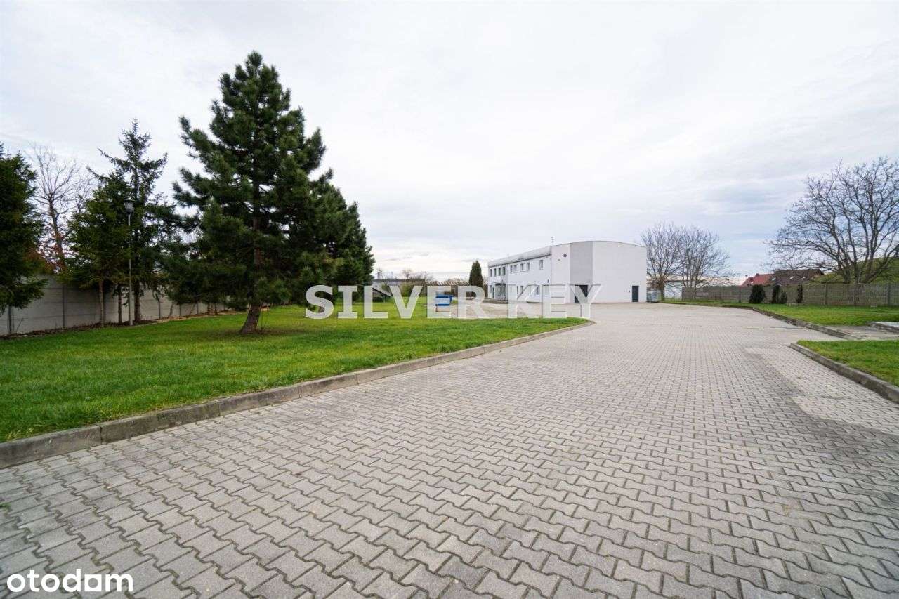 Budynek Biurowo-Socjalny/Doskonały dojazd do S8-2