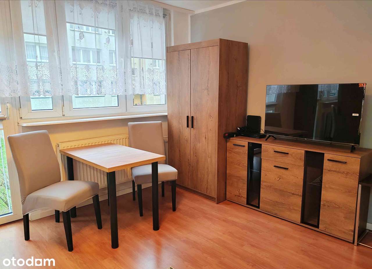 Kawalerka na wynajem z osobną kuchnią - Pełny obrazek: 5/9