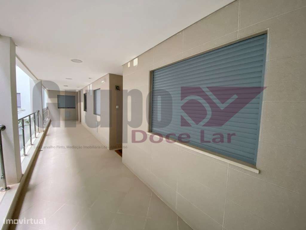 Apartamento T3 com Piscina e Jacuzzi em Sesimbra-5