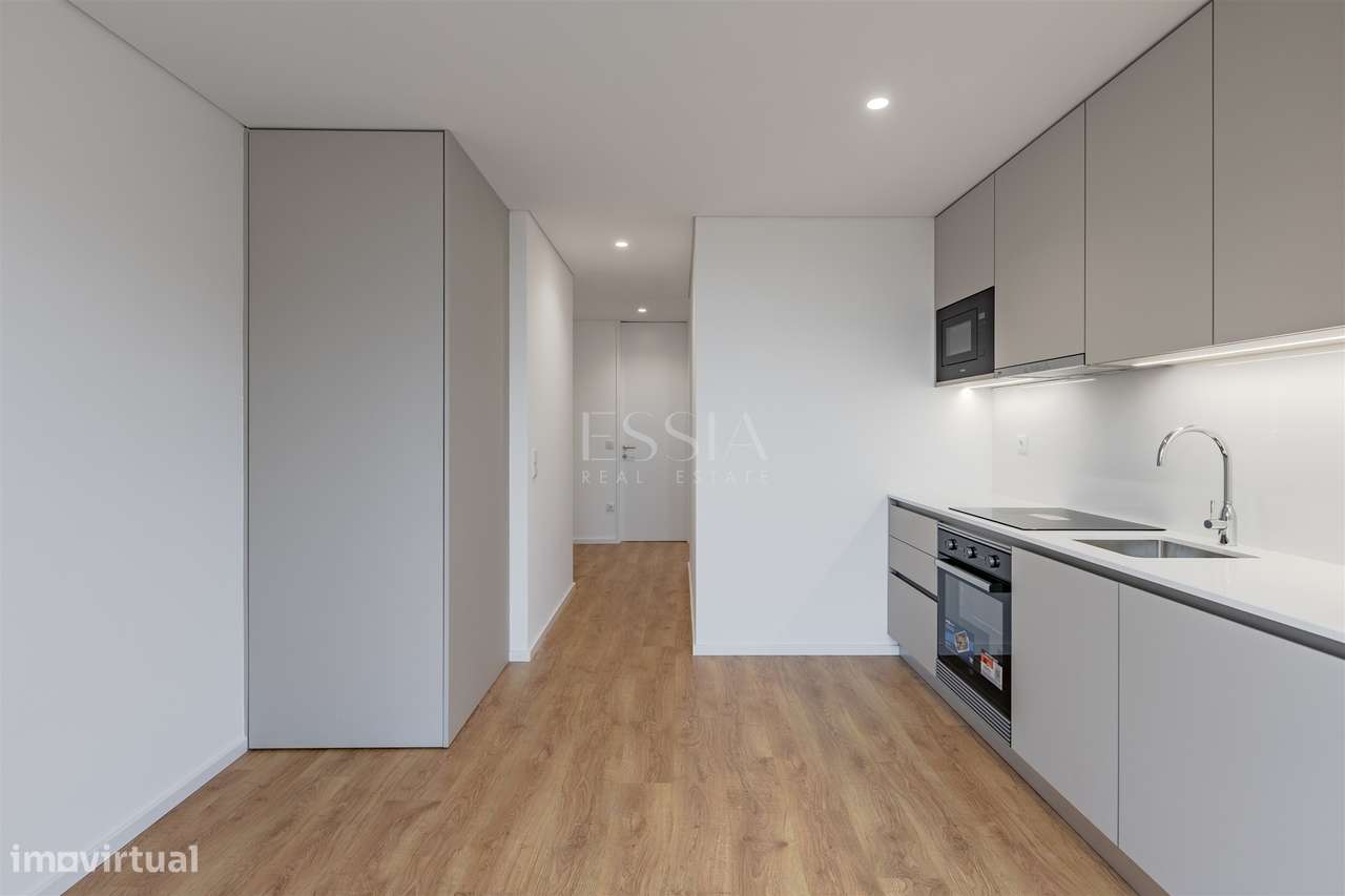 Apartamento T2 com Terraço e Vista Panorâmica na Boavista - Grande imagem: 5/28