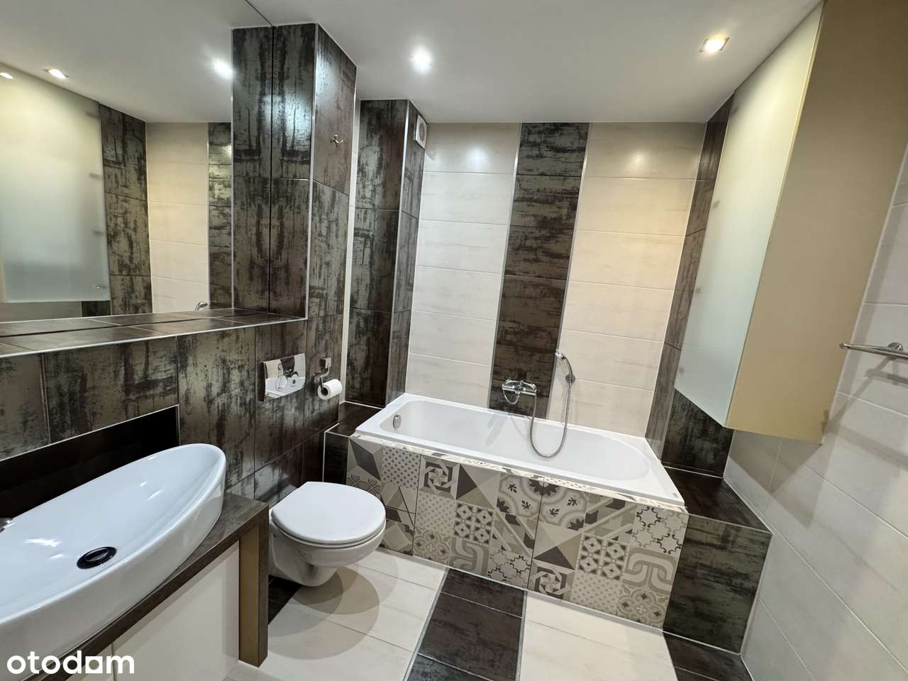 3 pokoje Czechowice Dziedzice - osiedle zamknięte - Pełny obrazek: 5/9