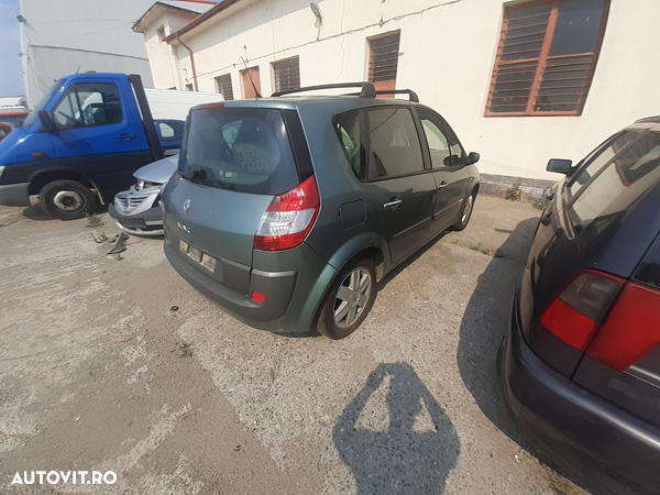 Dezmembrez Renault Scenic 1.5 dci K9K-F7 - 5