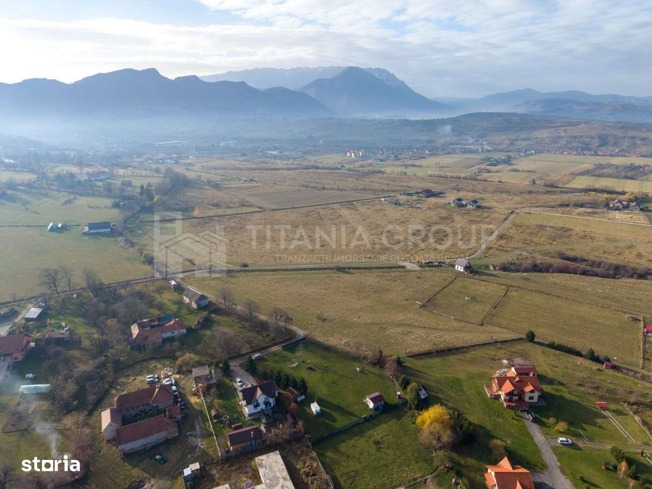 Teren intravilan parcelabil, priveliște spre munți, Sohodol, Bran-18