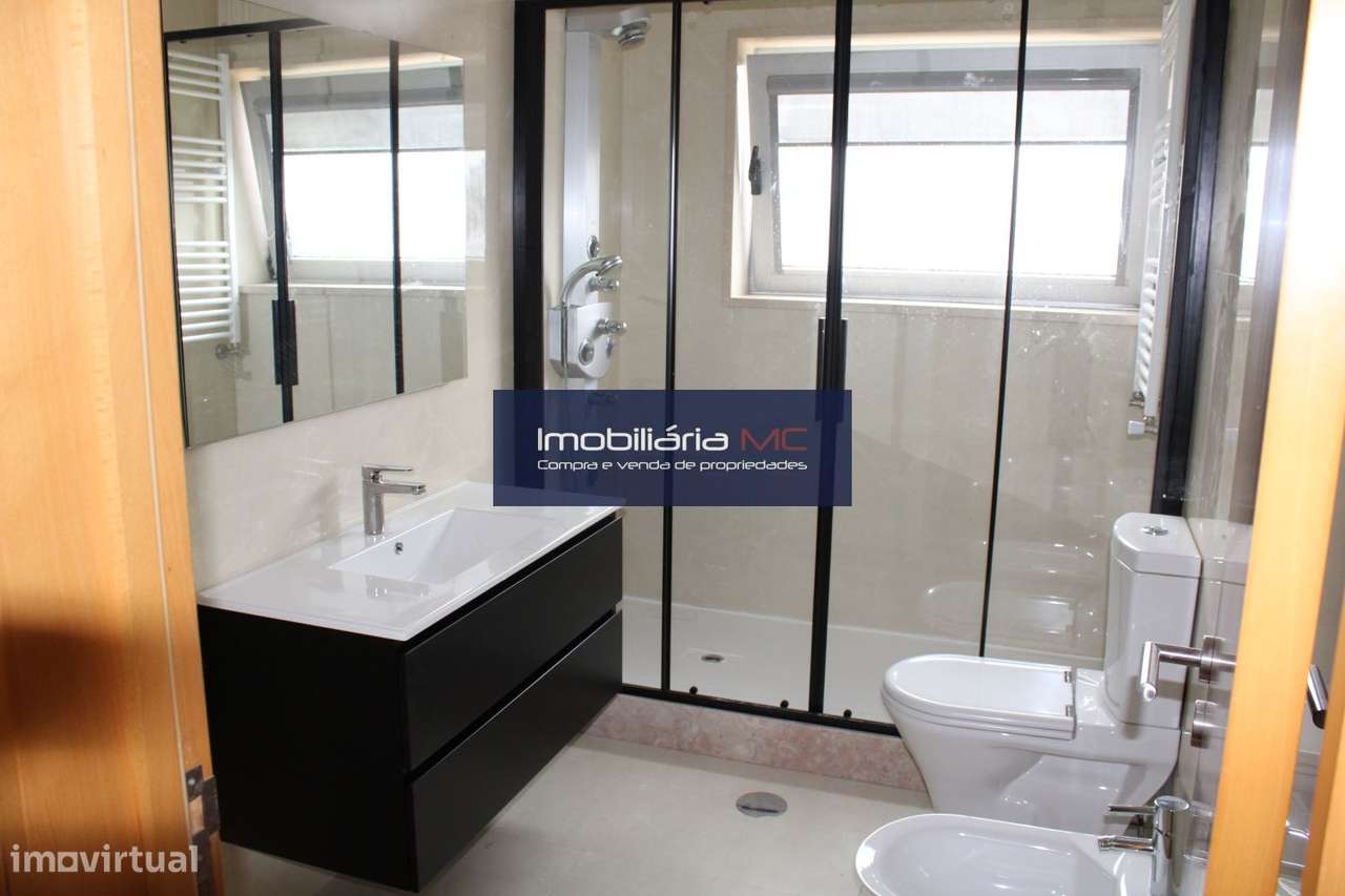 Moradia T3 em Perosinho-19
