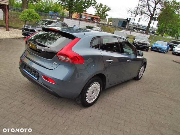 Volvo V40 D2 - 8