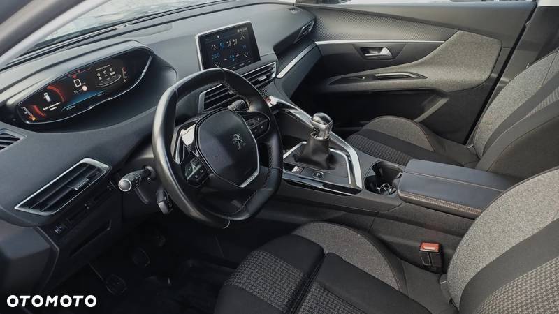 Peugeot 3008 1.5 BlueHDi Active S&S - 10