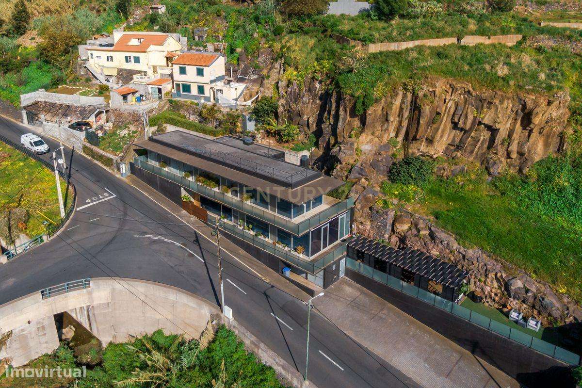 Moradia T3 de Luxo com Design e Personalidade - Monte / Funchal-41