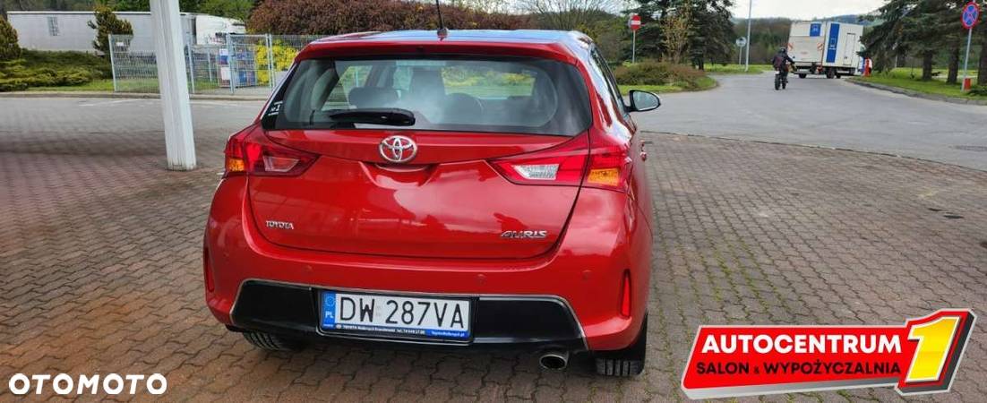 Toyota Auris - 15