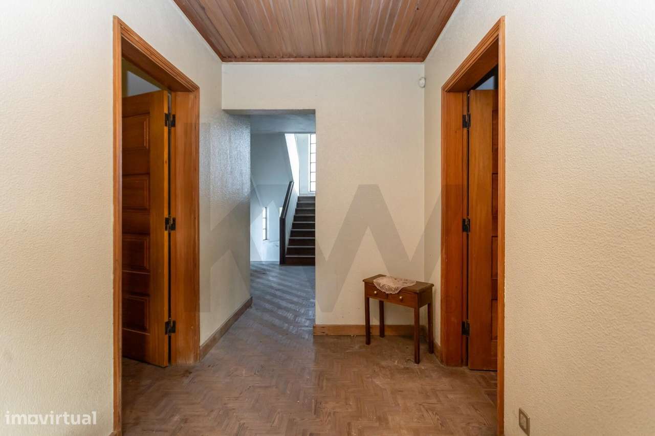 Moradia Isolada T6 - Grande imagem: 4/54