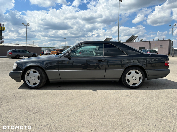 Mercedes-Benz W124 (1984-1993) - 4