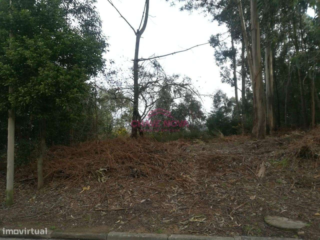 Lote de terreno p/ Moradia Geminada em Francelos, Vila Nova de Gaia - Grande imagem: 4/6