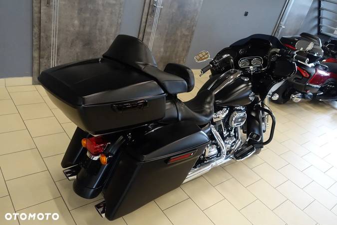 Harley-Davidson Touring Road Glide - 3