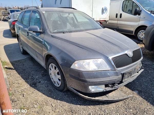 Dezmembram Skoda Octavia 2, an 2008, cod motor BLS, cutie manuala - 1