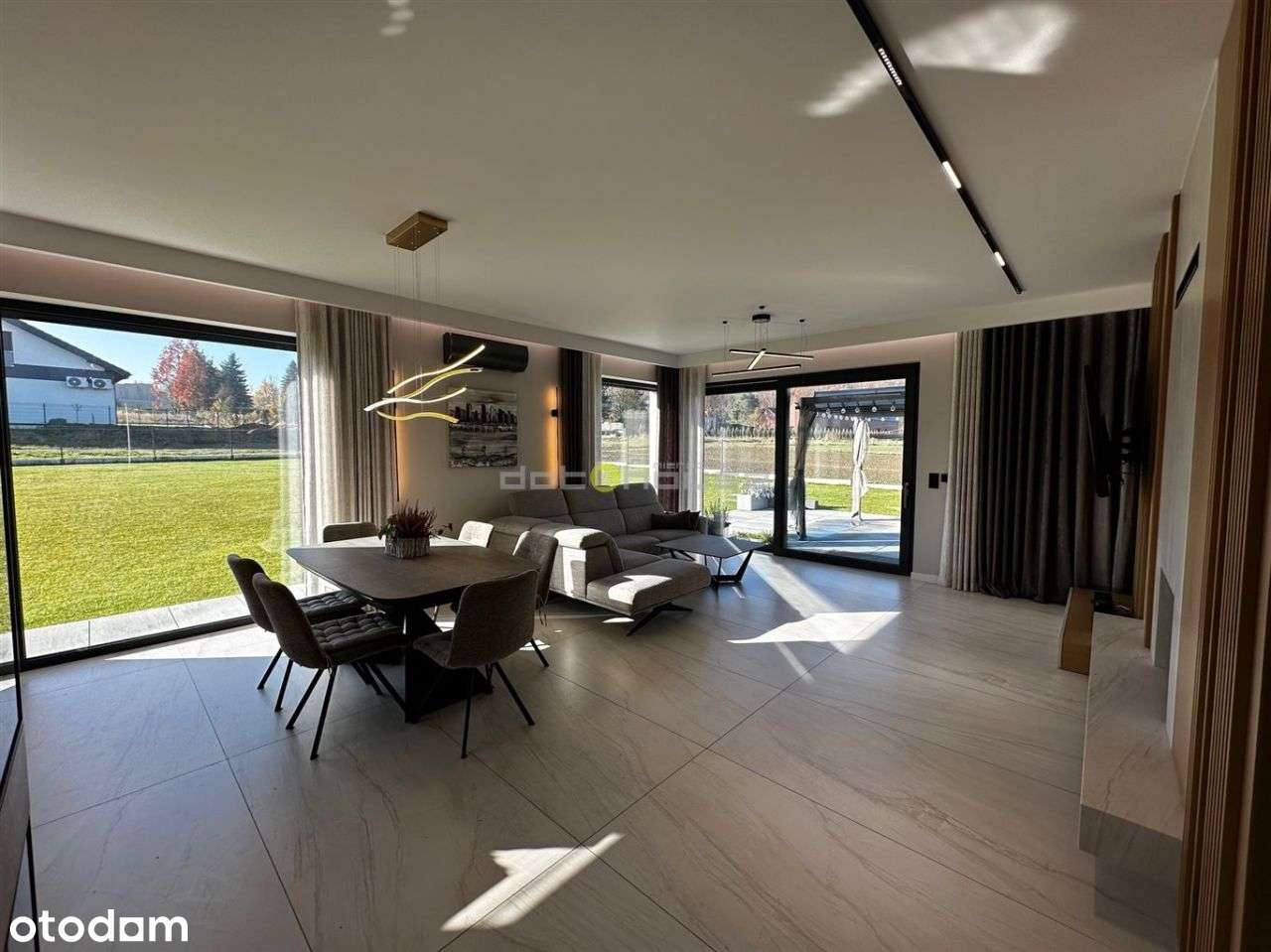 Dom, 203 m², Tychy-1