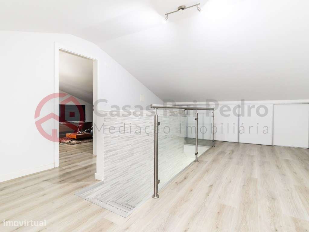 Moradia T3+2 Remodelada com garagem 740 m² de Terreno em St Antonio...-51