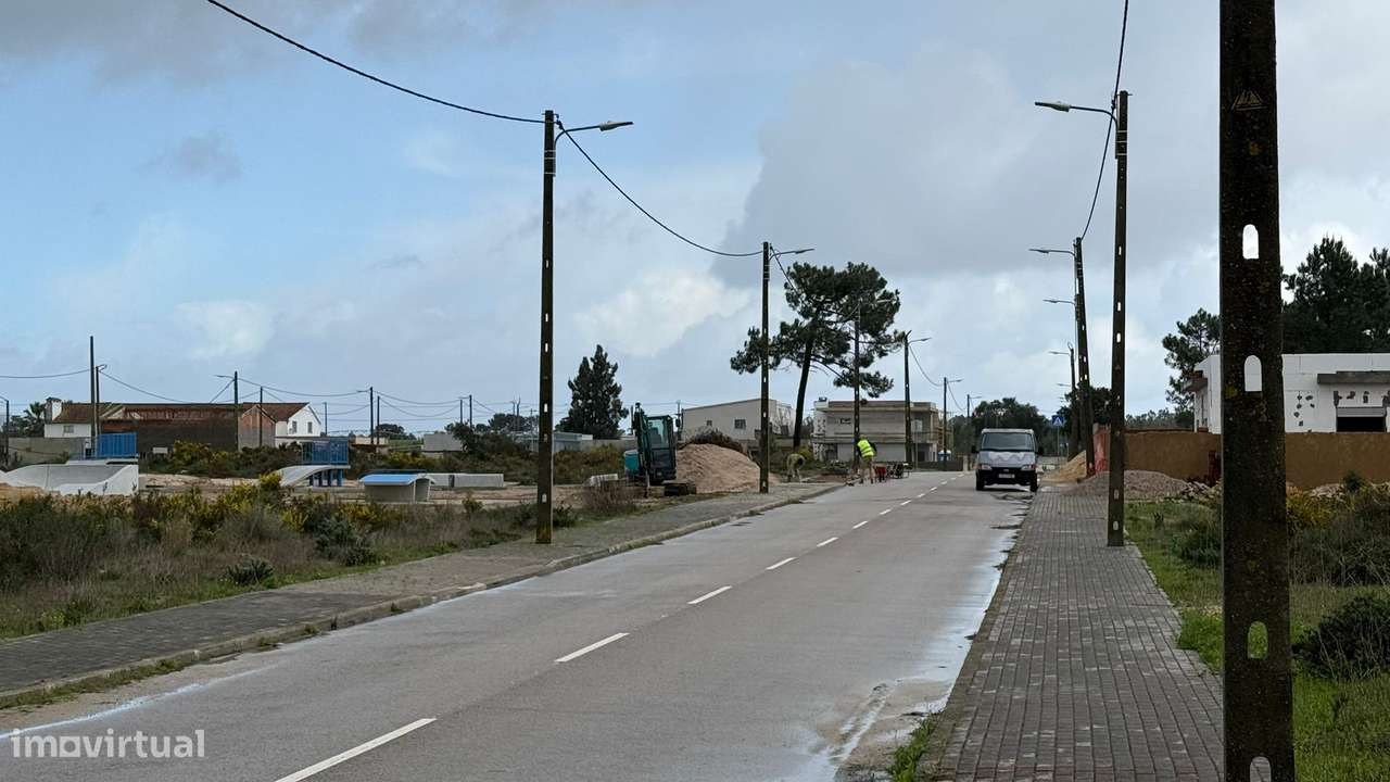 Terreno Urbano para Construção / Quinta da Marquesa III-5