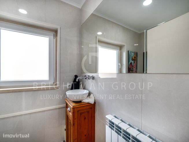 Moradia T4 + 1 com jardim e piscina, em Bicesse, Cascais-16