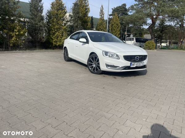 Volvo S60 T5 Summum - 2