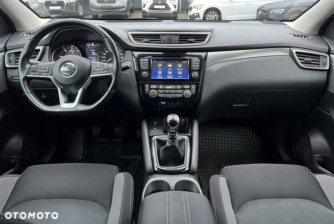 Nissan Qashqai 1.6 DCi 4x4 Tekna - 16