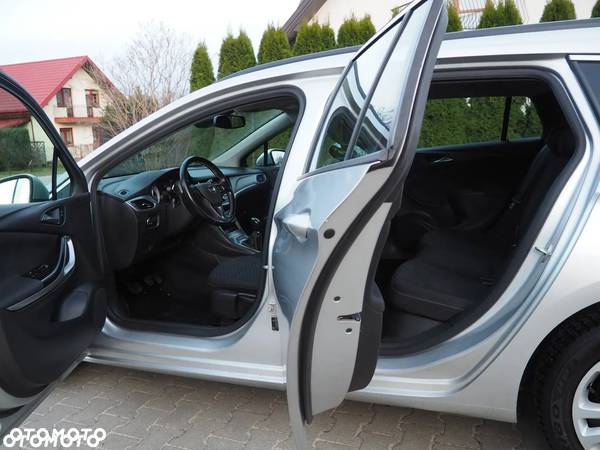 Opel Astra V 1.6 CDTI Dynamic S&S - 15