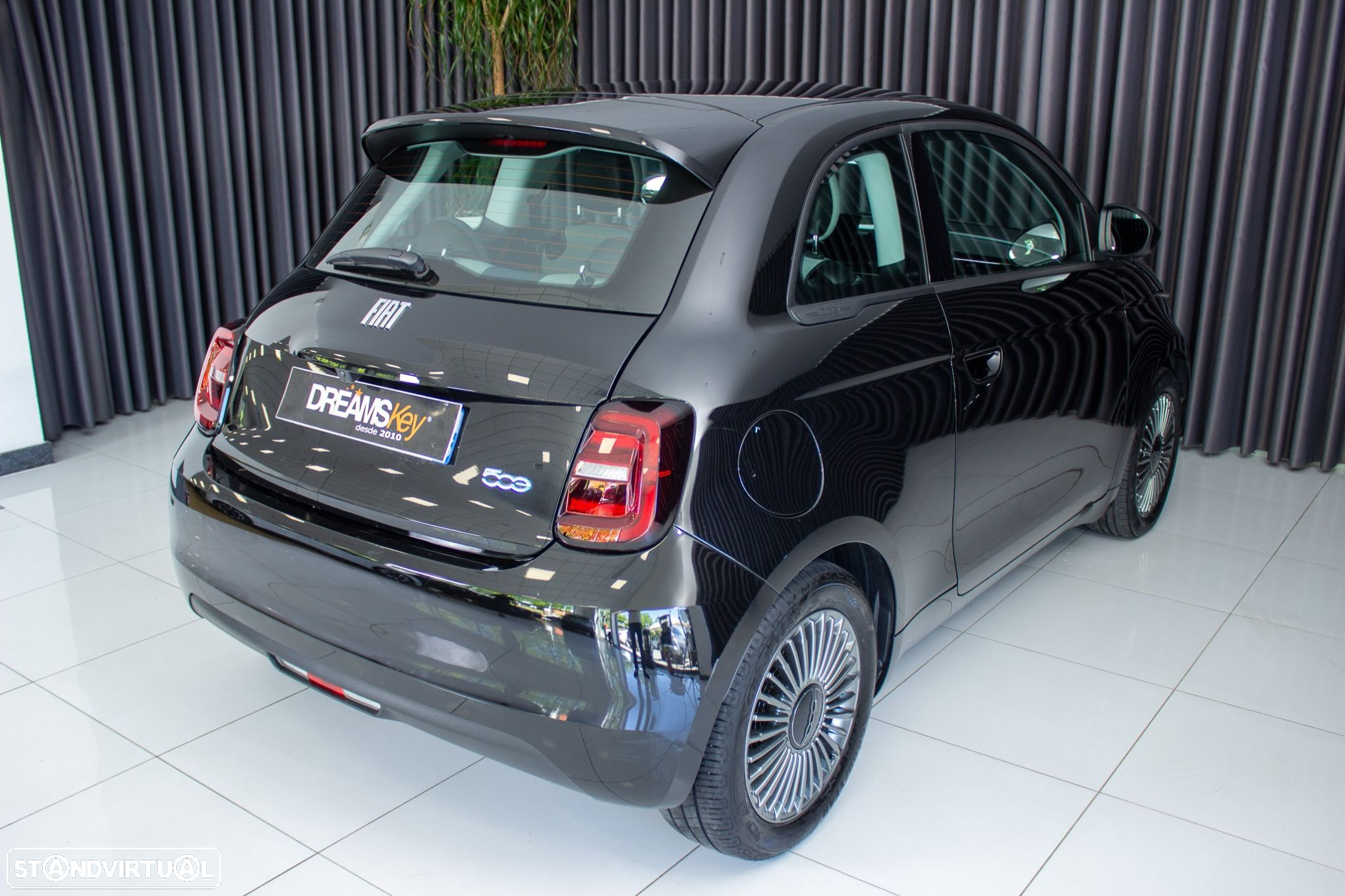 Fiat 500e Icon - 4