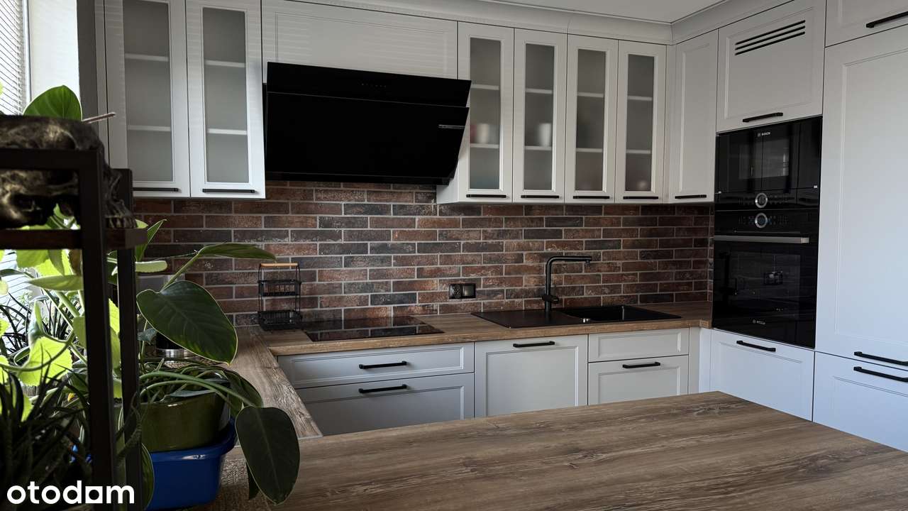 W stanie idealnym-nigdy nie zamieszkany/Bez prowizji od Kupującego 0%-0