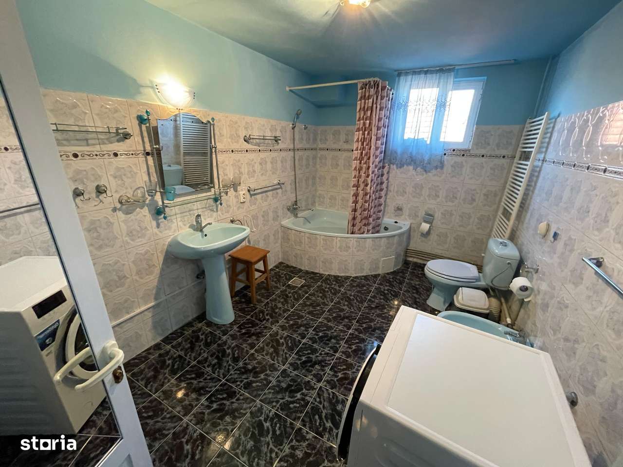 Casa de vanzare in Slanic - Central!-11