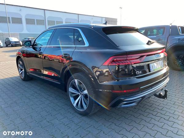 Audi Q8 50 TDI mHEV Quattro Tiptronic - 3