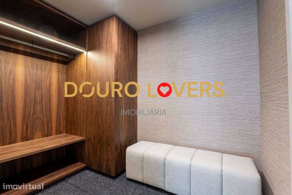 APARTAMENTO T4 | VARANDA | JARDINS D'ARRÁBIDA-28