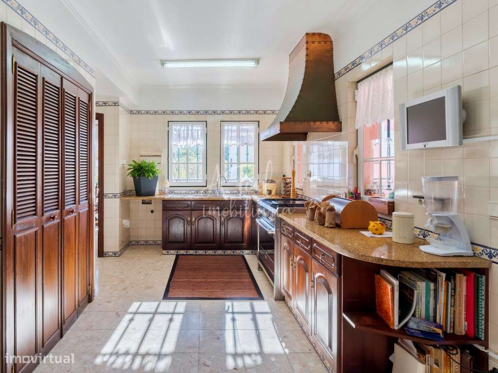 Moradia V6 centro do Montijo-18