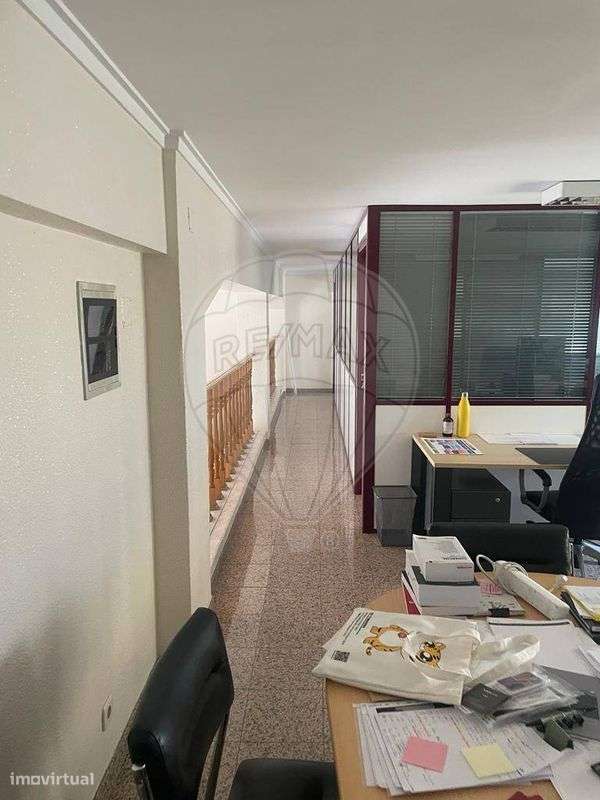 Armazém  para arrendamento - Grande imagem: 5/12