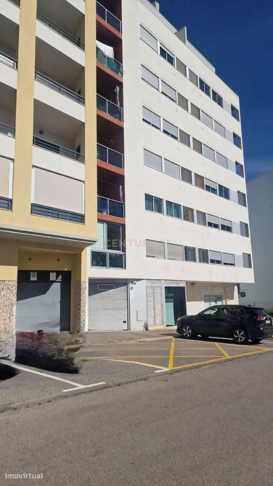 Moderno T3 em Portimão, Faro, com 2 garagens - Oportunidade Única! - Grande imagem: 5/25