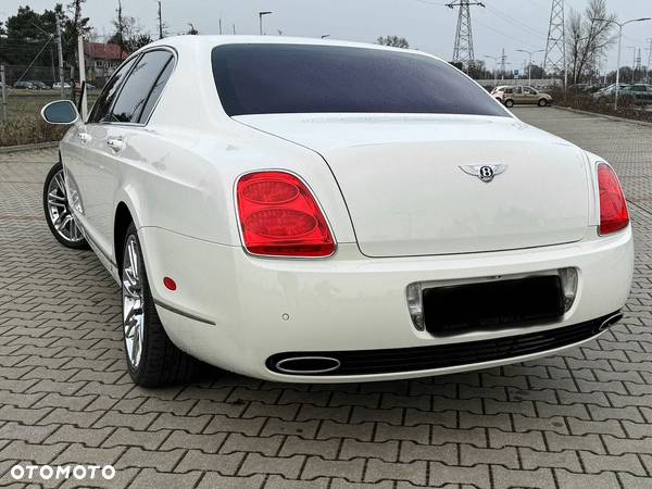 Bentley Continental Flying Spur Standard - 10