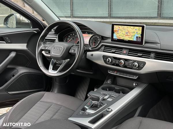 Audi A4 2.0 TFSI ultra S tronic Design - 16