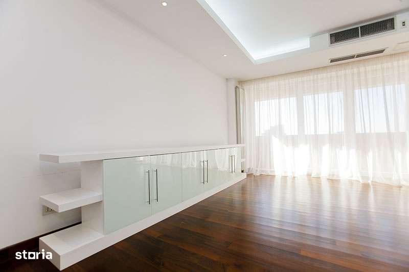 Apartament 4 camere de vanzare- zona Eminescu, bloc nou, foarte spatio - Imagine principală: 4/19