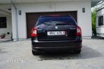 Skoda Octavia 2.0 TDI RS DSG - 8